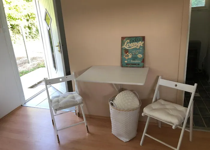 Apartment Blueberry Design Sleeps 4 Koszeg